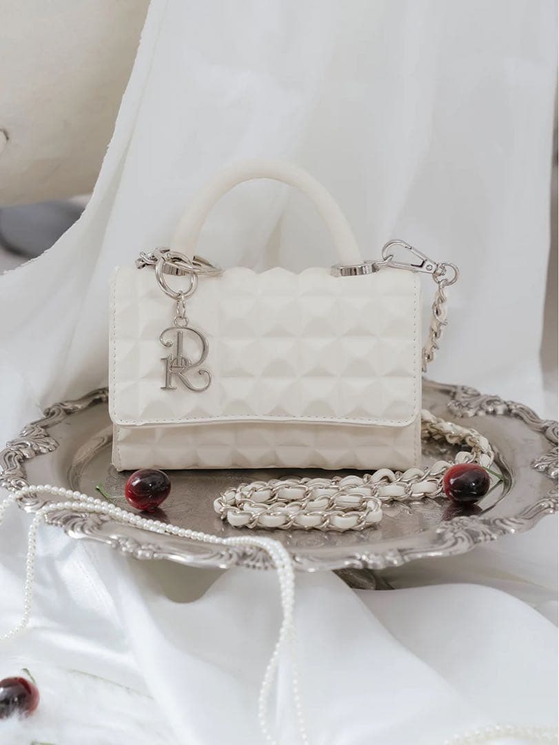 darich ダーリッチ DRチャームチョコレートハンドバッグ アイボリー