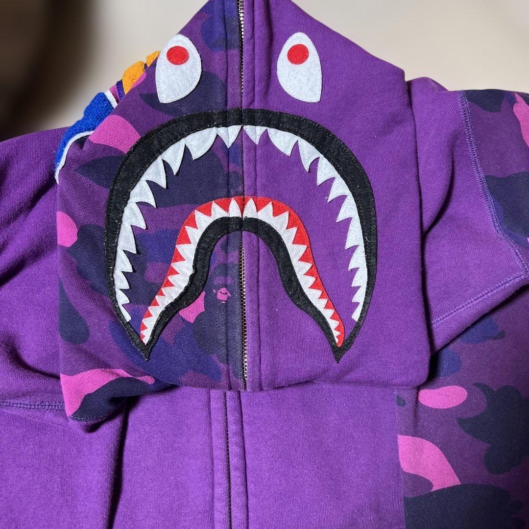 A BATHING APE シャークパーカー　パープル色　Mサイズ　美品