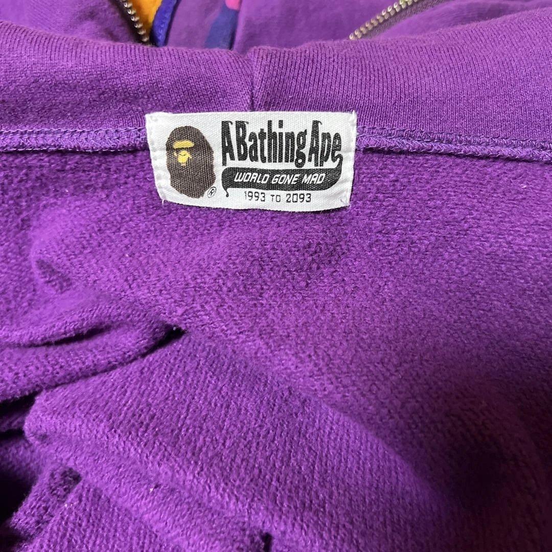 A BATHING APE シャークパーカー　パープル色　Mサイズ　美品