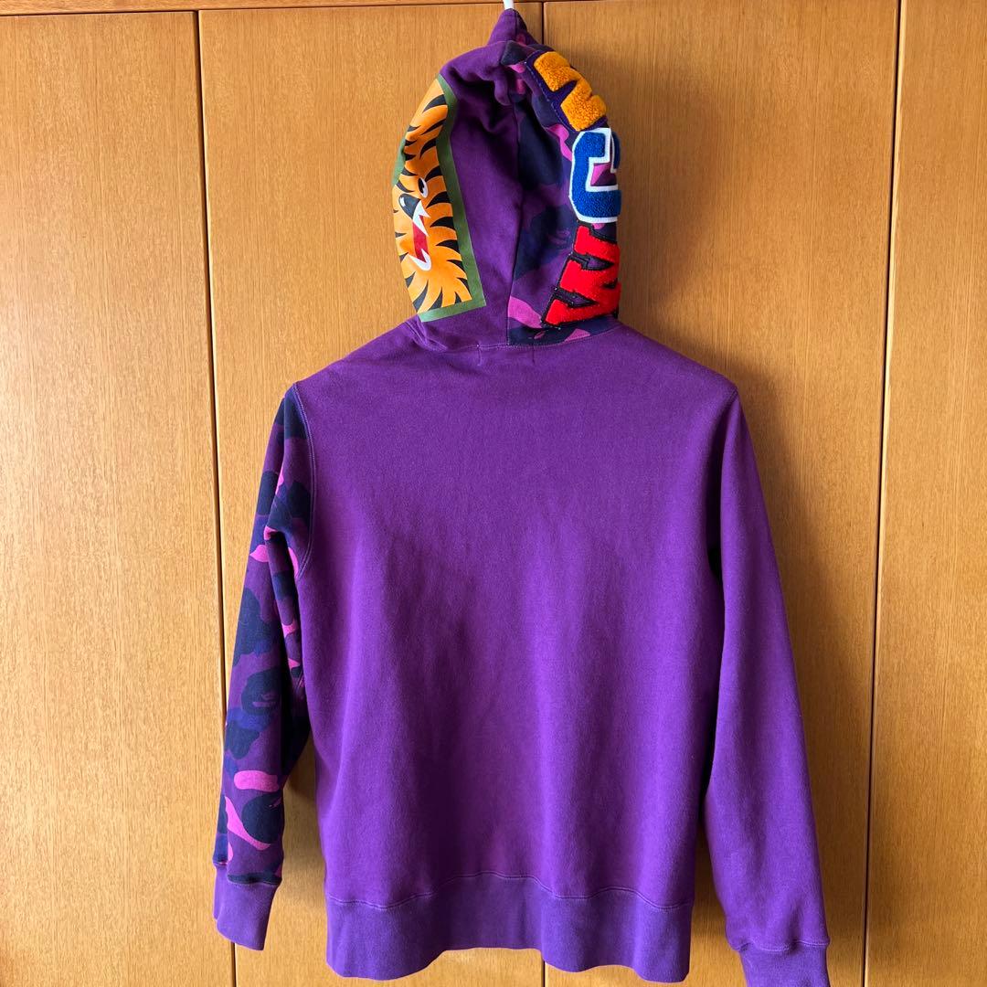 A BATHING APE シャークパーカー　パープル色　Mサイズ　美品