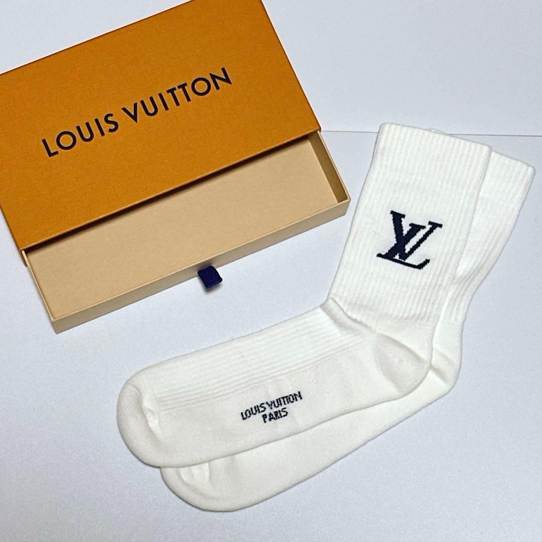 新品未使用 ルイヴィトン ソックス・オンリー LV サイズL