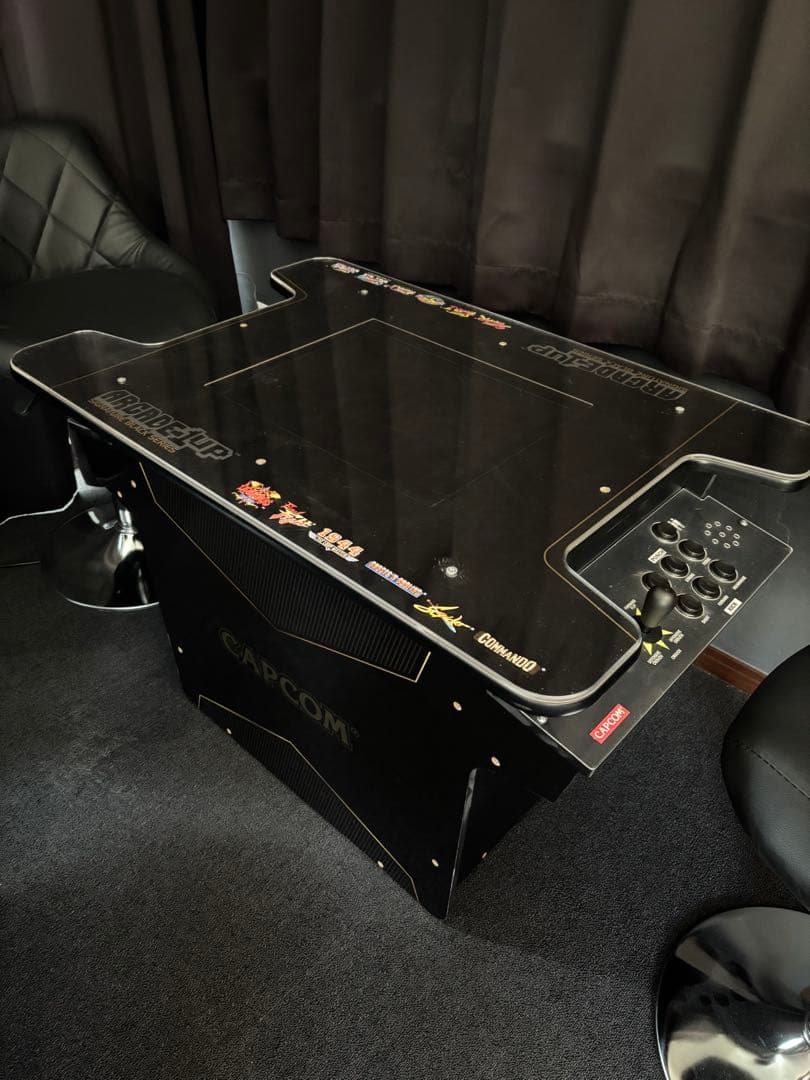 arcade1up カプコン12ゲーム筐体(ブラック限定版) スト2など