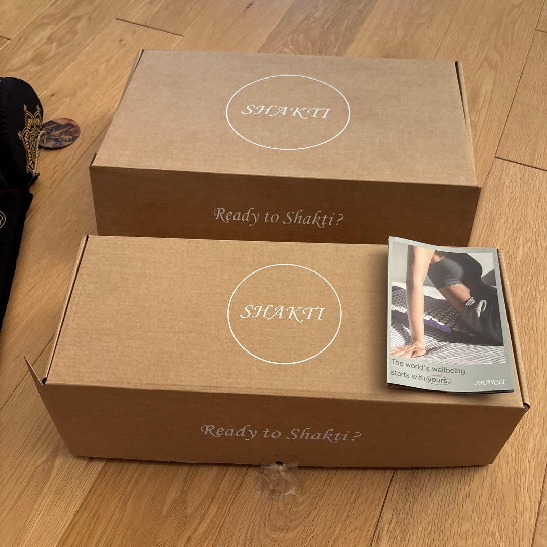 SHAKTI リラクゼーショングッズ ブラックマット、ピローセット　オリジナル