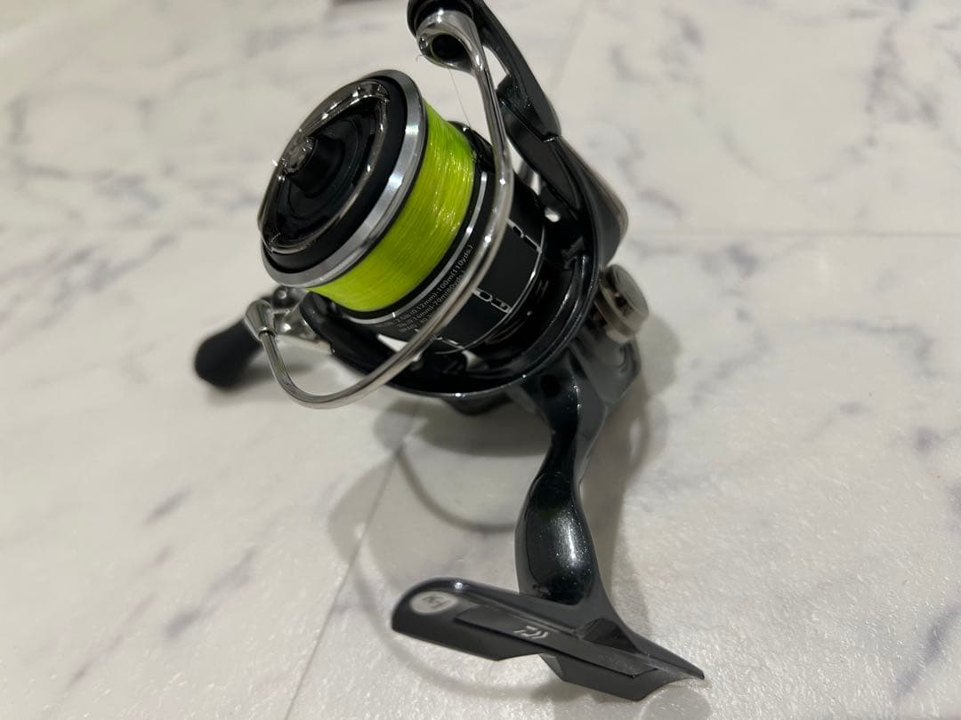 DAIWA 24ルビアス(LUVIAS)STSF2000SS-H