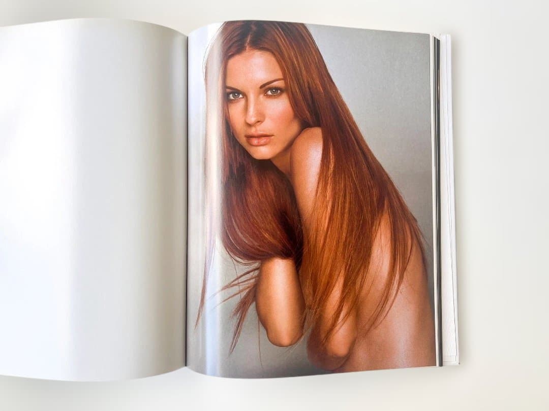 アート・デザイン・音楽 Andreas Bitesnich on form