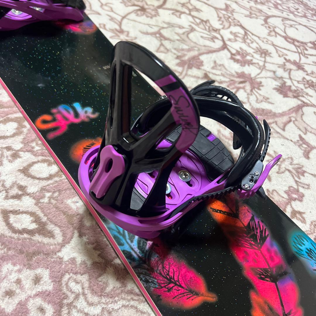 美品 SWIVEL 138cm ジュニア ダブルキャンバー スノーボードセット