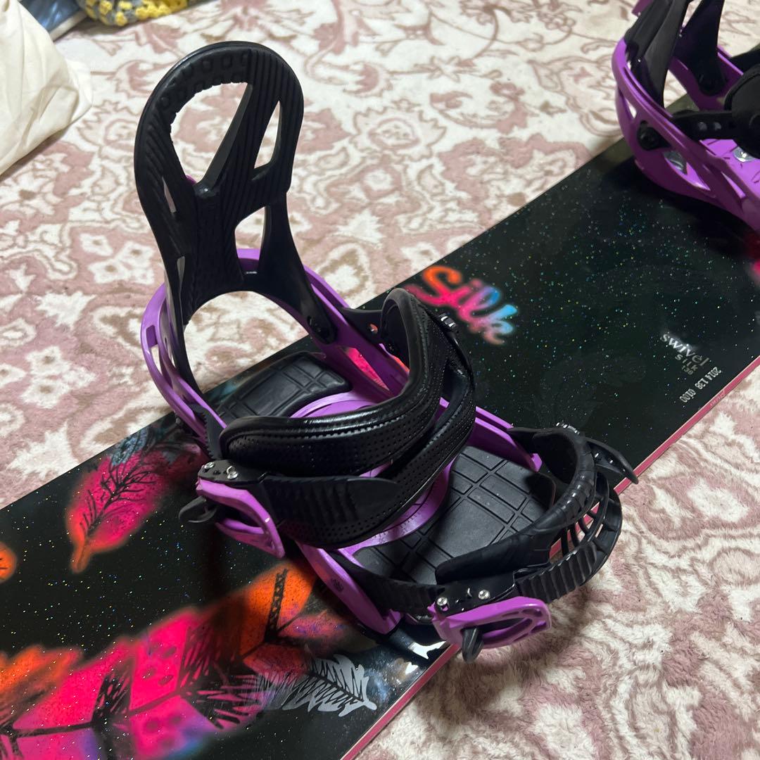 美品 SWIVEL 138cm ジュニア ダブルキャンバー スノーボードセット