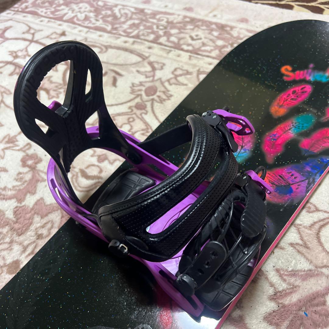 美品 SWIVEL 138cm ジュニア ダブルキャンバー スノーボードセット