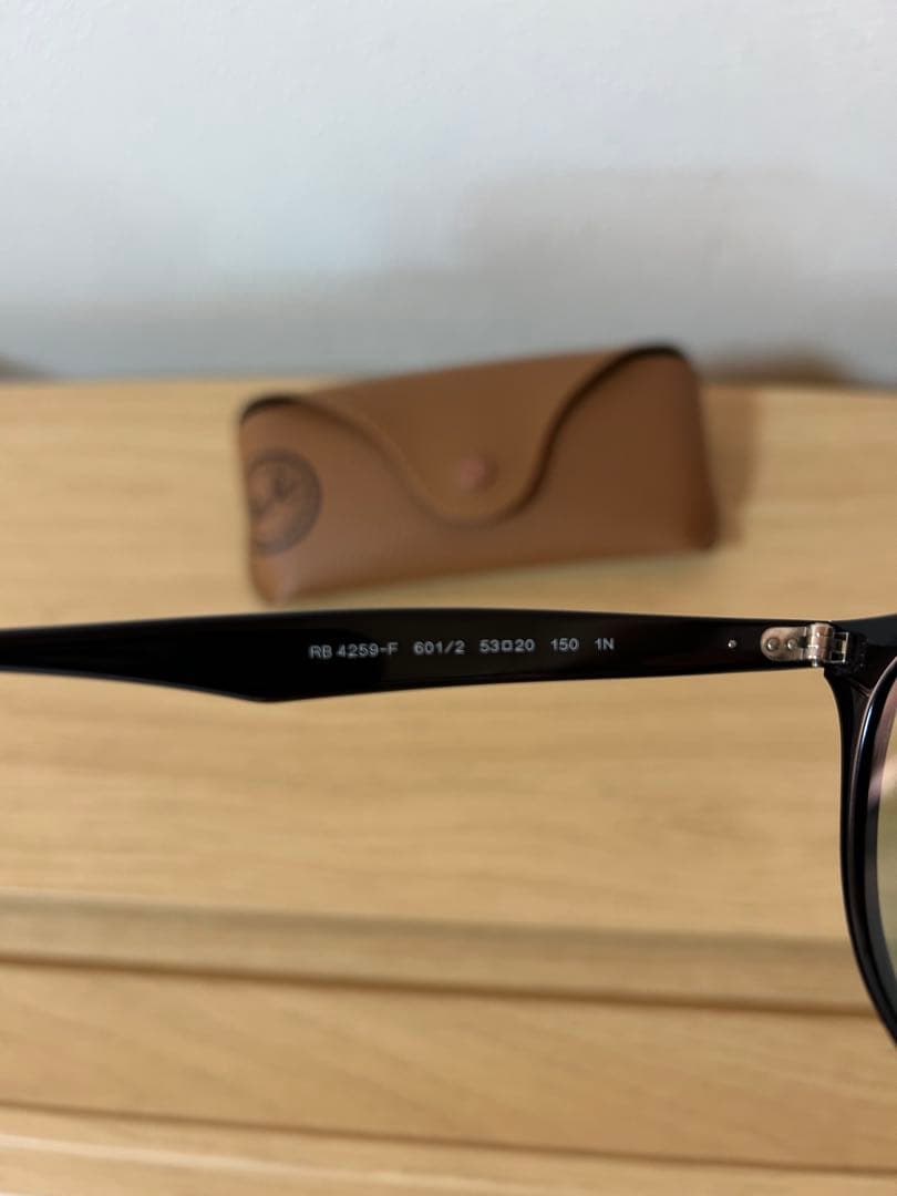 【人気】正規品 レイバン サングラス RB4259F 601/2 ライトグリーン