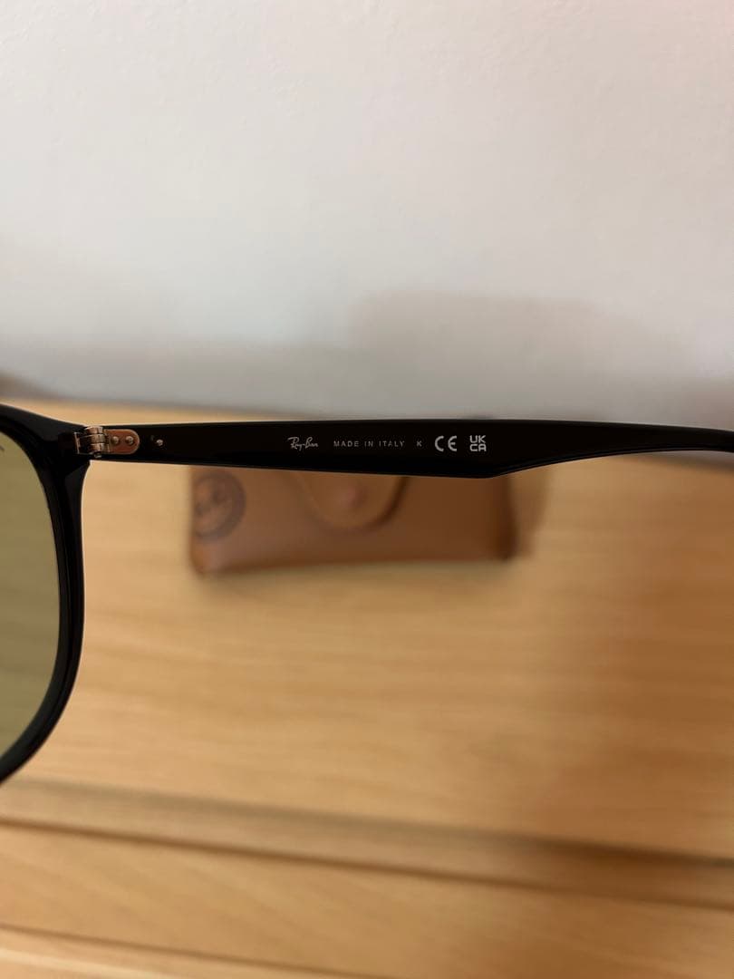 【人気】正規品 レイバン サングラス RB4259F 601/2 ライトグリーン