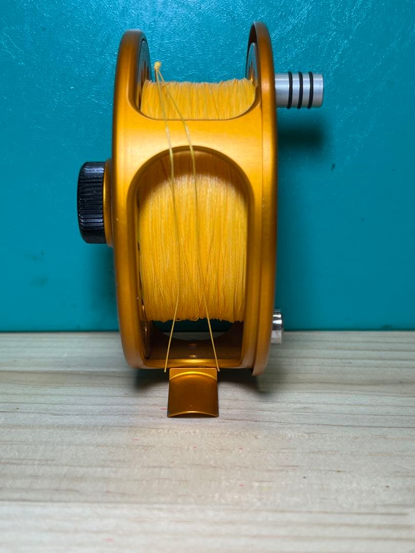 VOSSERLER DC2 7/8 オレンジ　フライリール