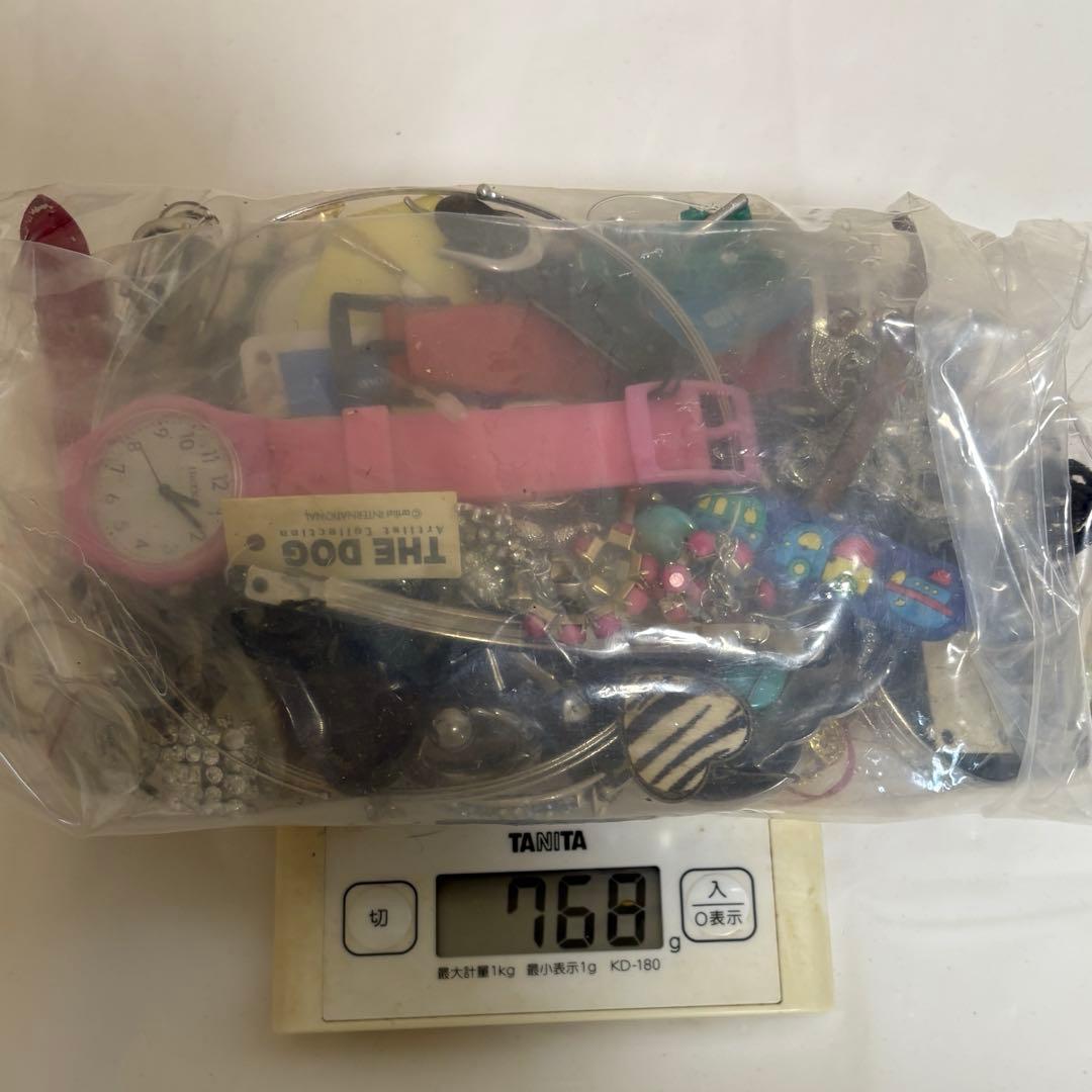 み*き様 ジャンク・イミテイション・アクセサリーまとめ 約１.４Kg