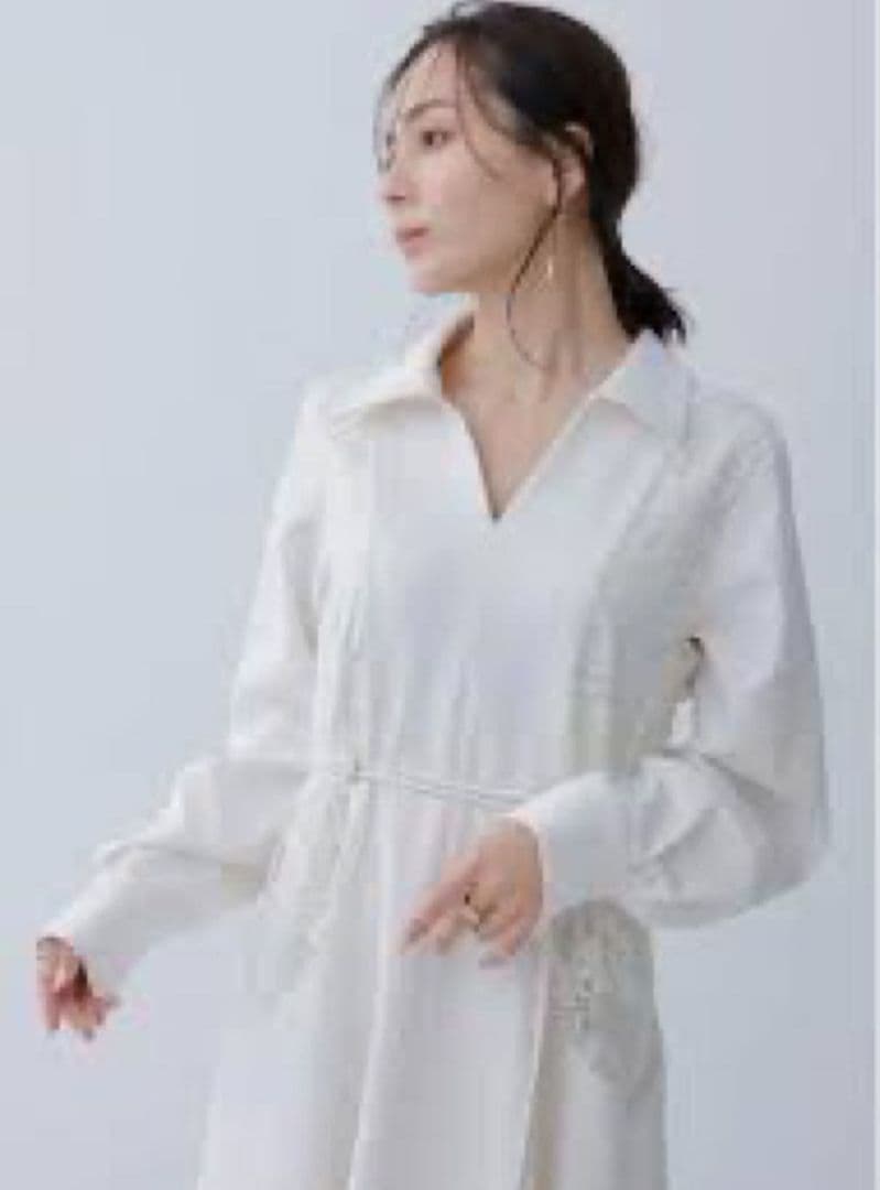 anuans ブーケレーススウィッチフレアワンピース (ECRU)