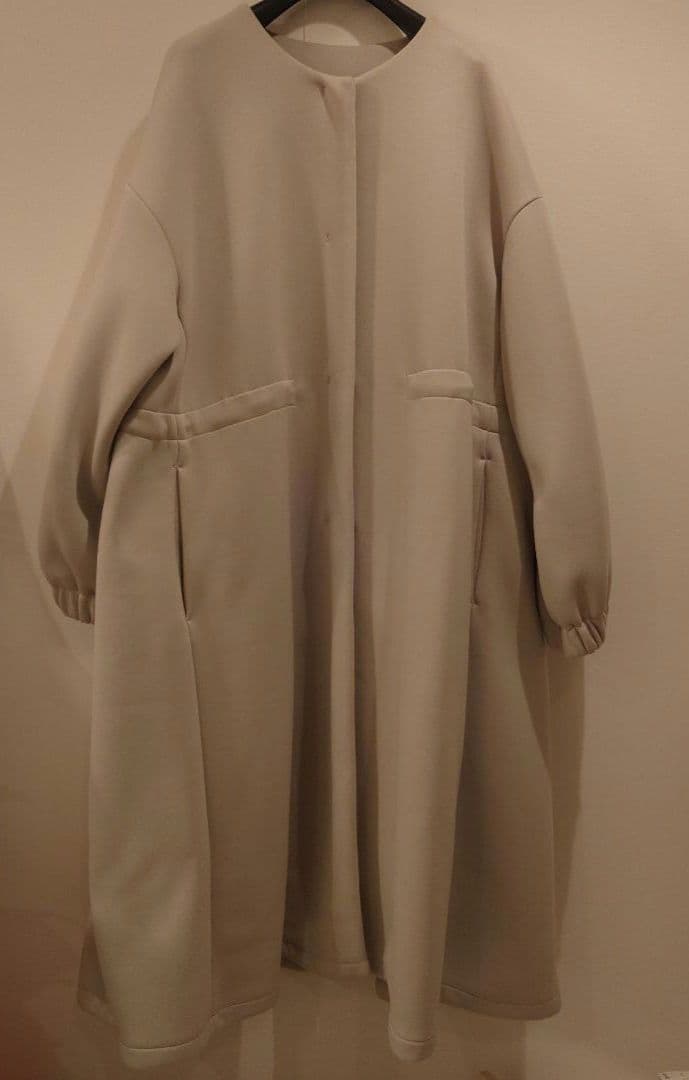 極美品 BEARDSLEY ビアズリー ダンボールギャザーコート