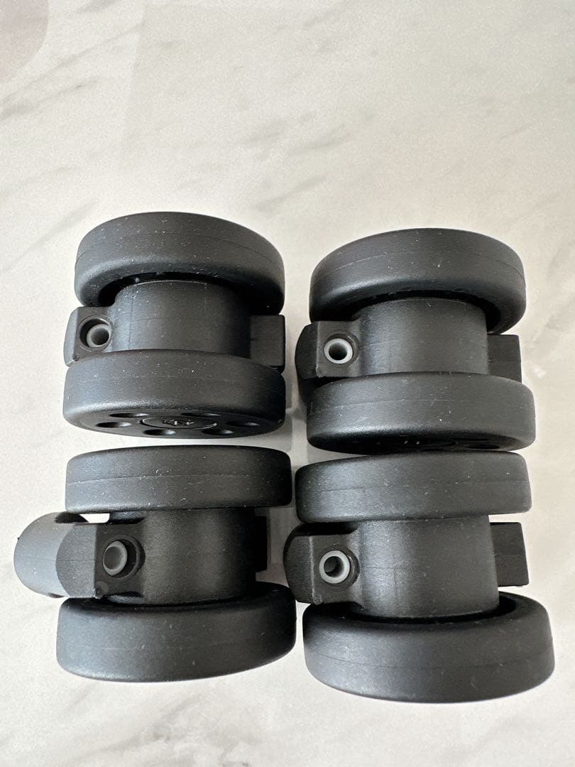 【新品】RIMOWA リモワ　クラシック　ブラック　ハンドル　ホイール　カスタム