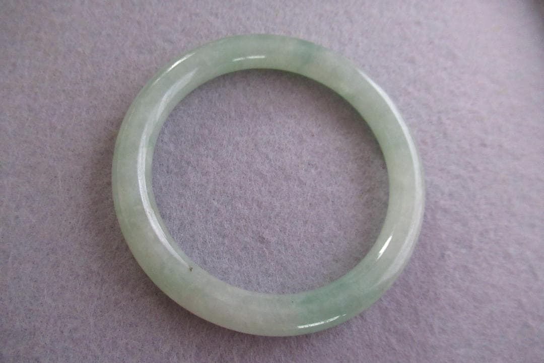 天然正規翡翠 緑色 バングル