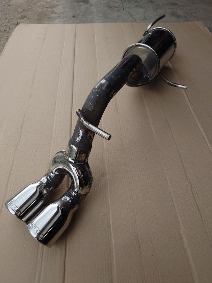 りーちゃんパパ パレット ステンレス KLC製片出しデュアルマフラー