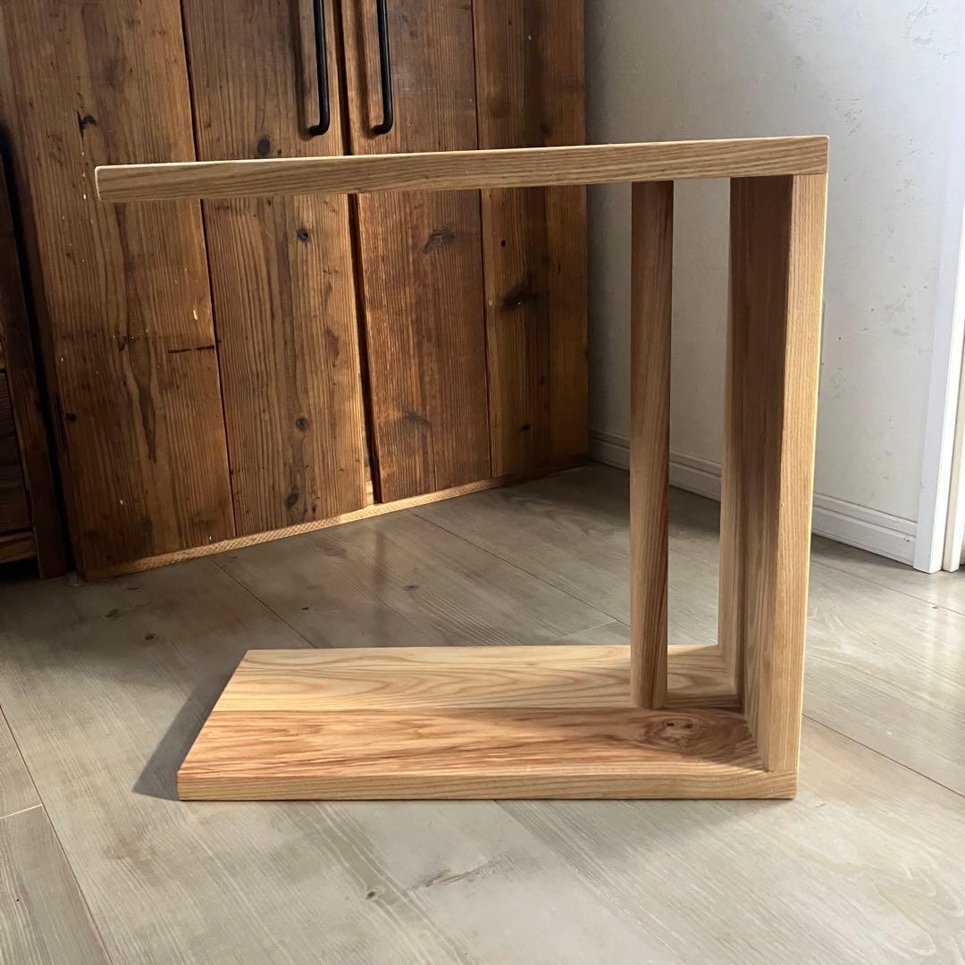 ホワイトアッシュ無垢材　コの字　サイドテーブル　ハンドメイド