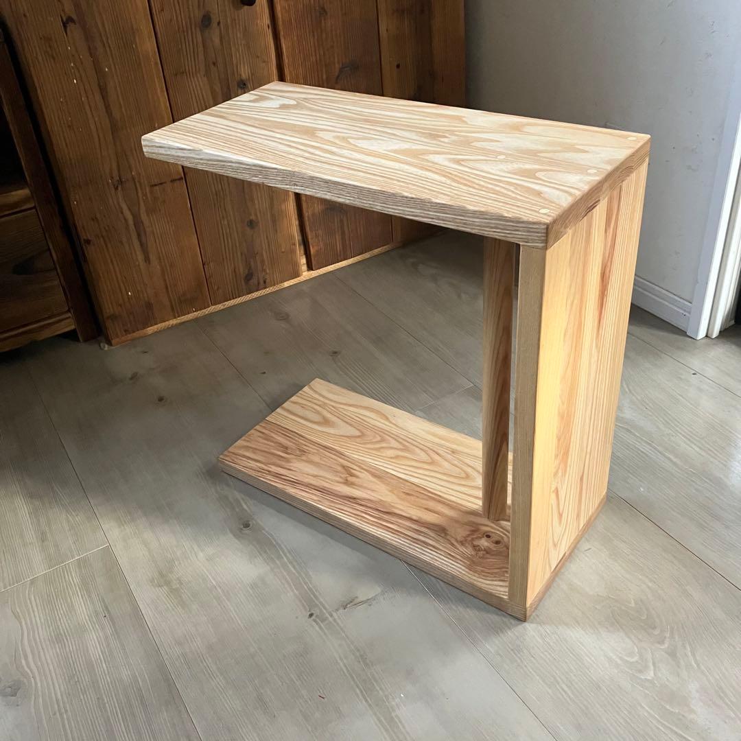 ホワイトアッシュ無垢材　コの字　サイドテーブル　ハンドメイド