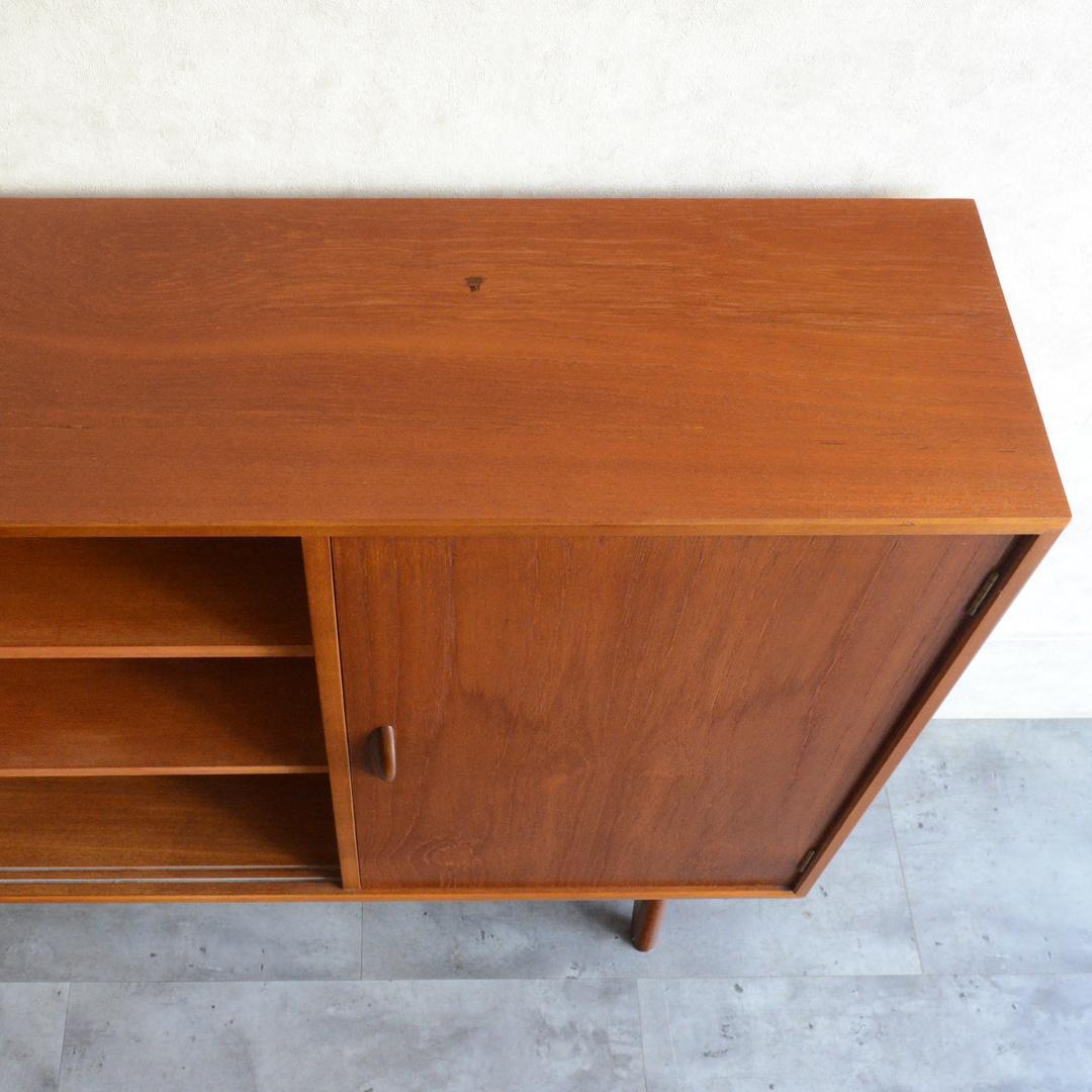 イギリスヴィンテージ ガラスキャビネット サイドボード ショーケース 飾り棚