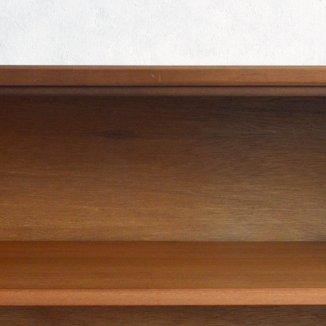 イギリスヴィンテージ ガラスキャビネット サイドボード ショーケース 飾り棚