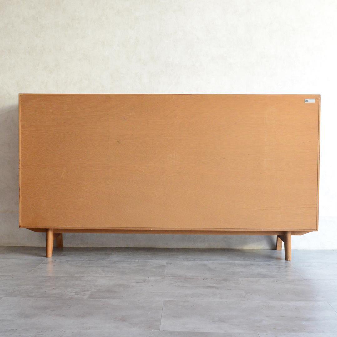 イギリスヴィンテージ ガラスキャビネット サイドボード ショーケース 飾り棚