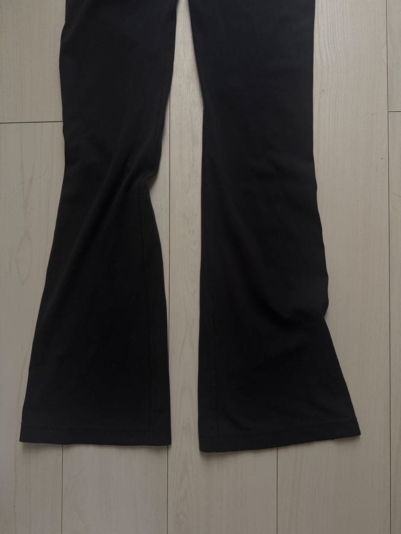 Lululemon ハイウエスト ブラック フレア ヨガパンツ レギンス XS