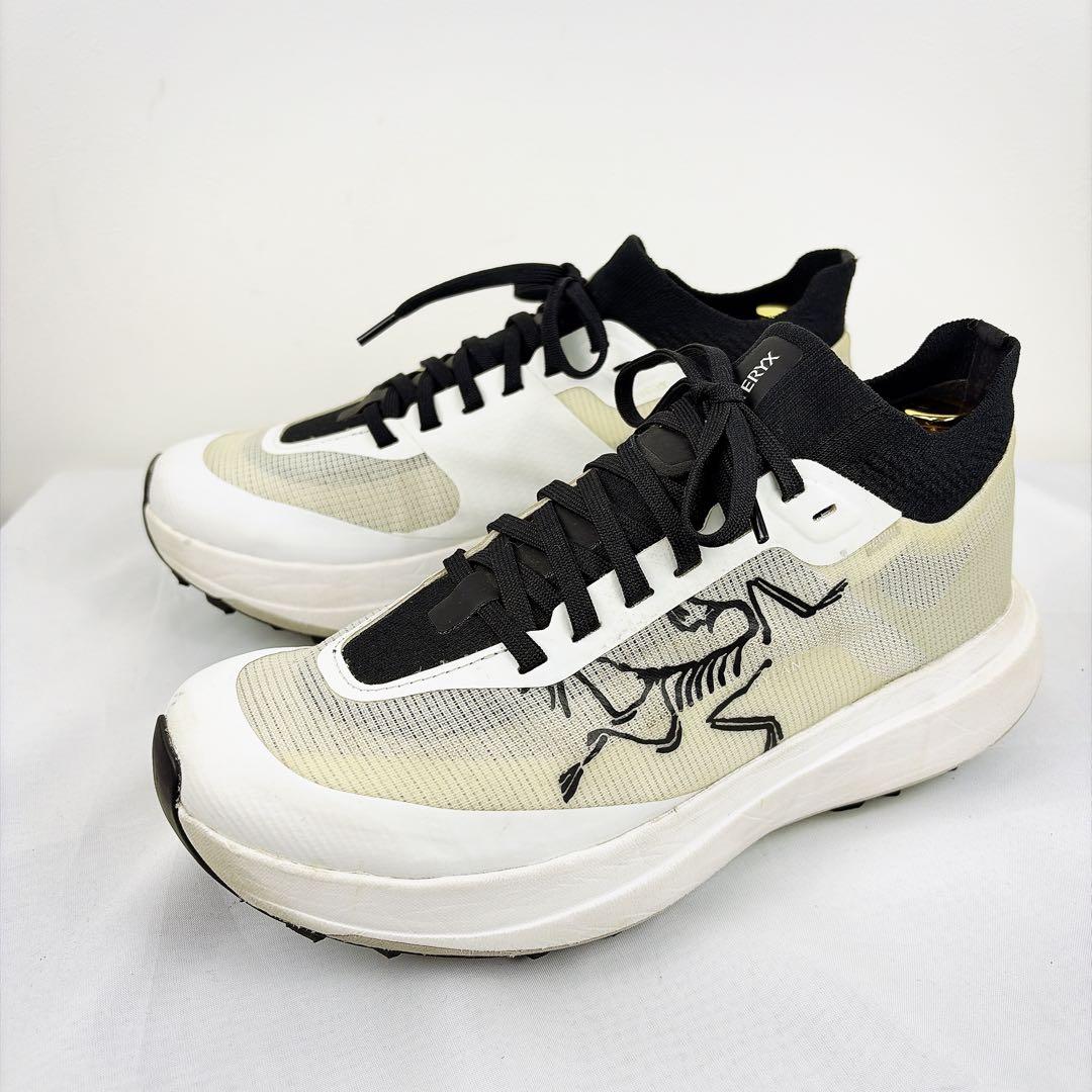 ARC’TERYX SYLAN PRO シラン プロW 23cm 白　ビブラム