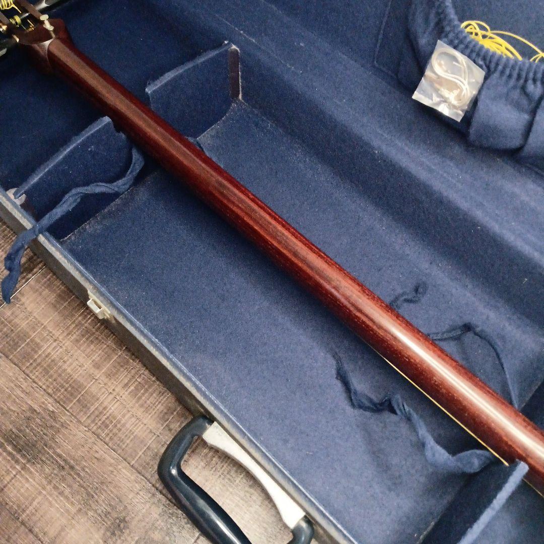 【現状品】三味線 本体 ハードケース付き 和楽器 弦楽器 和風 弦楽器