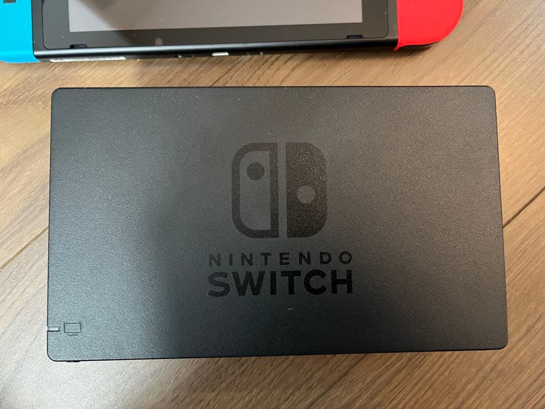 Nintendo Switch 本体 ネオンブルー/ネオンレッド