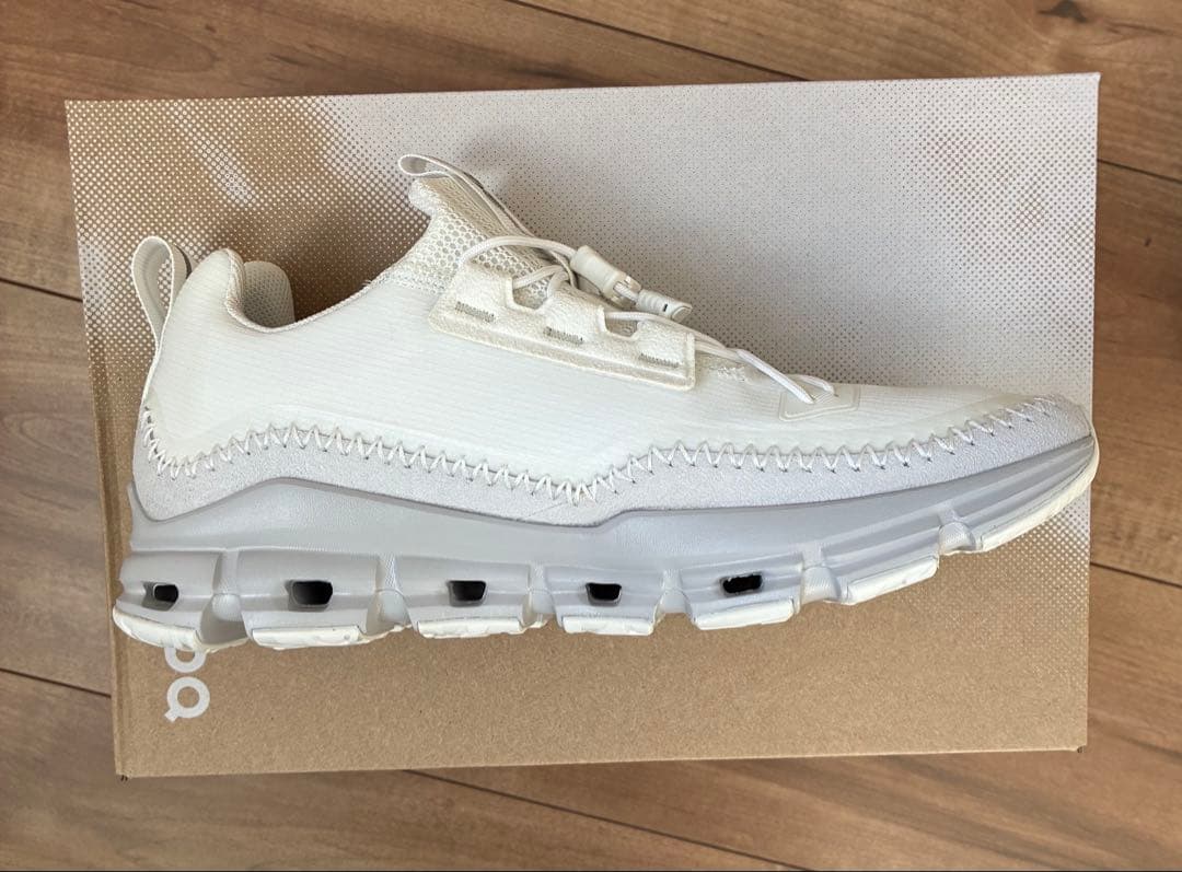 靴 On Cloudaway US7 24cm