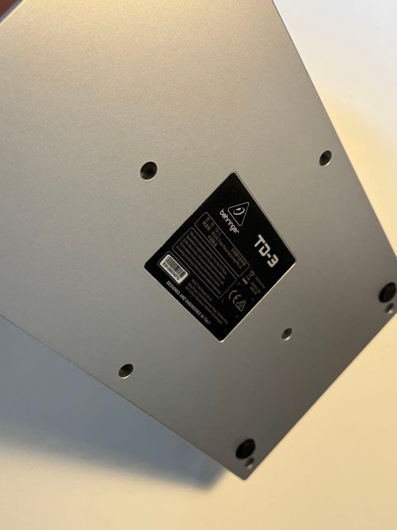 behringer TD-3 アナログシンセサイザー【ほぼ新品】