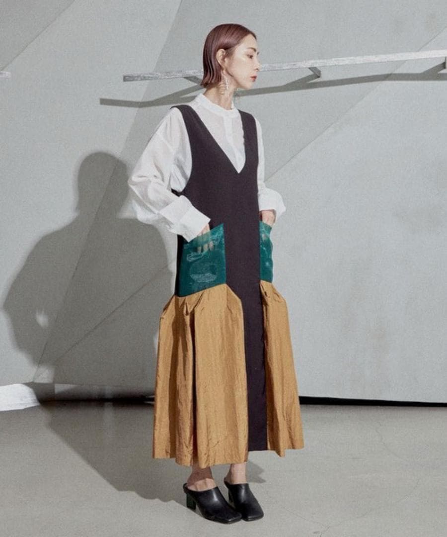 UN3D. ブロッキングミックスワンピース　ブラック　ジャンスカ アンスリード