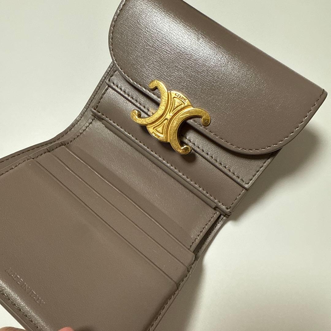 【即購入◎】本日限定値下げ　セリーヌ　スモールフラップウォレット　ペブル