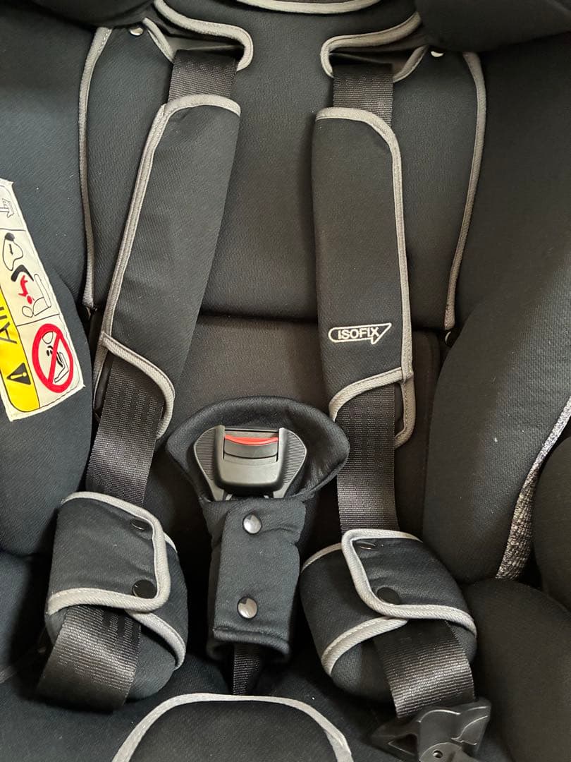 Aprica フラディアグロウ　Isofix