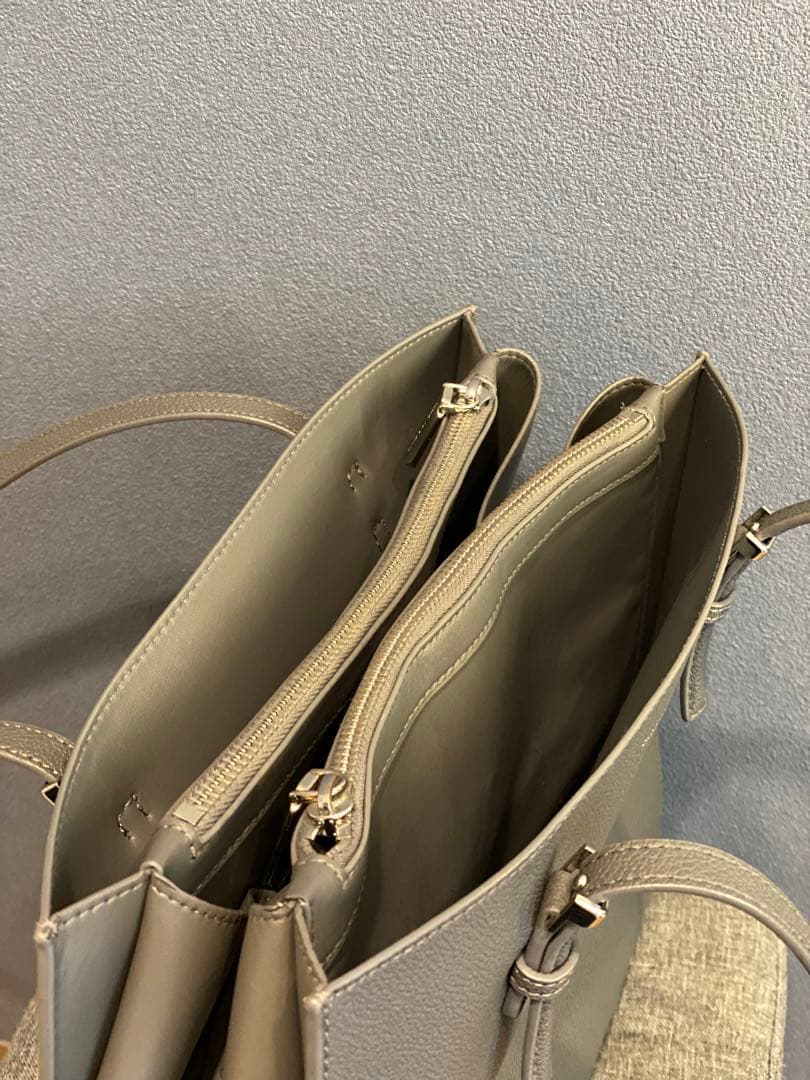 【美品】CHARLES&KEITH レザートートバッグ　グレー