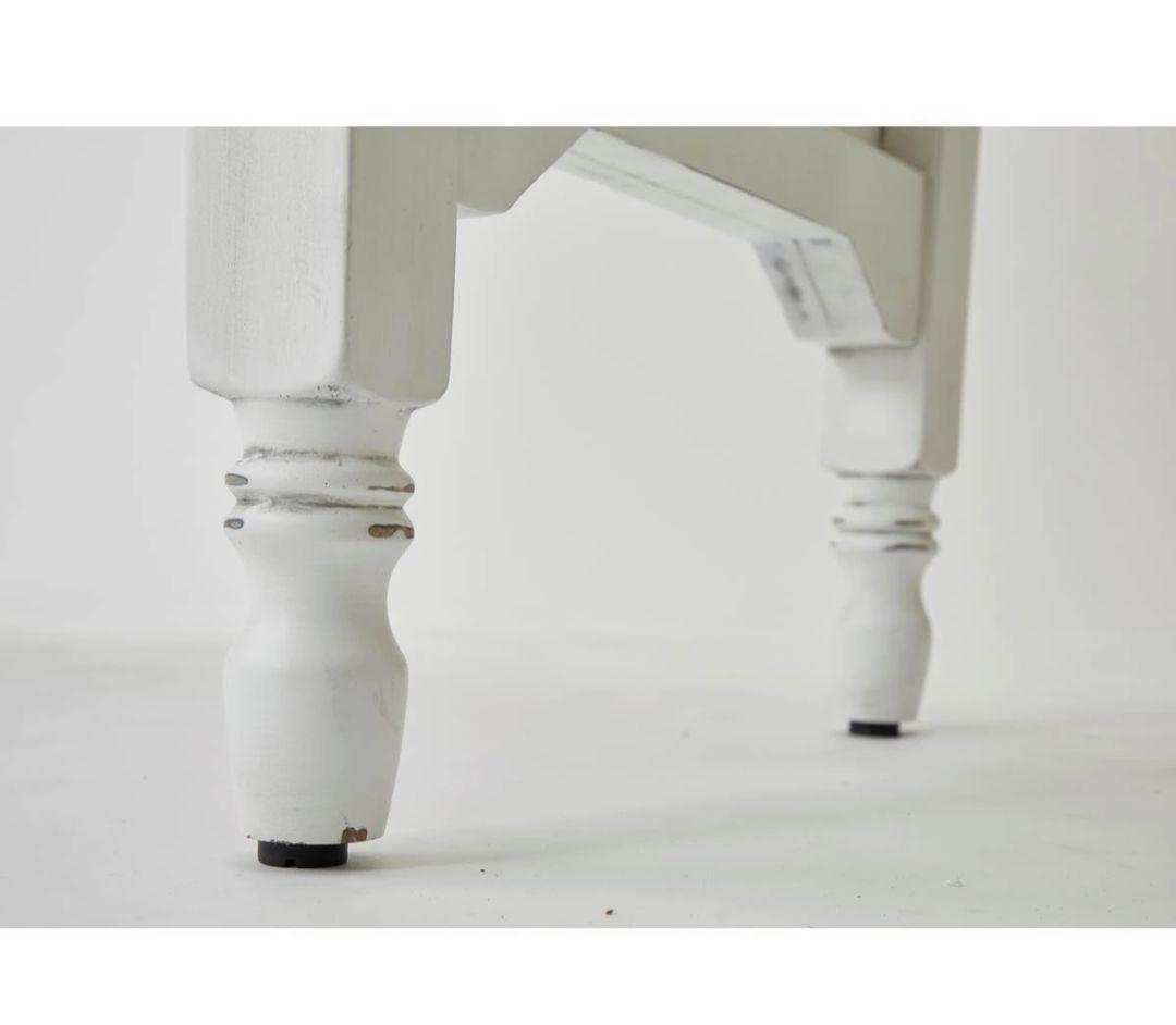 ネイルテーブル シャビーシック ビューティーガレージ