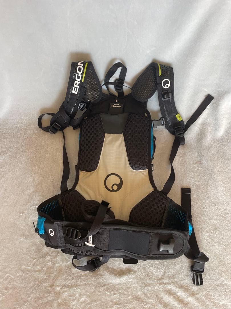 ERGON ハイドレーションバックパック