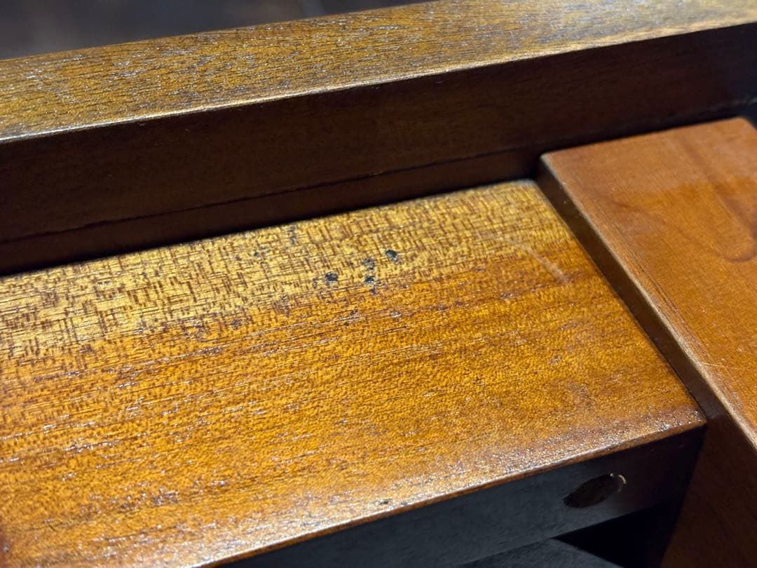 ビンテージ　天然木　センターテーブル　ローテーブル　引き出し付き　ブラウン　IZ