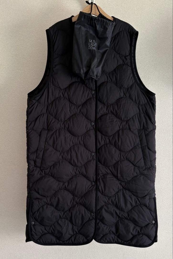 UNIQLO 黒ウルトラライトダウン ロングベスト L