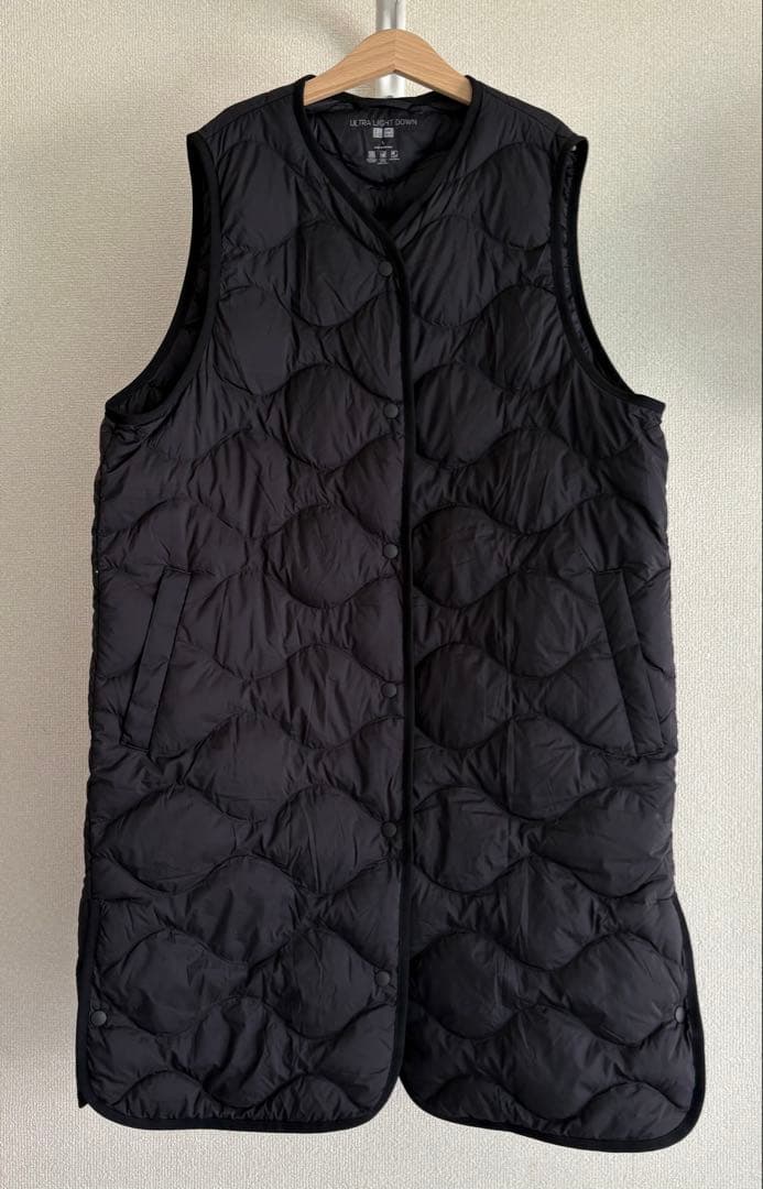 UNIQLO 黒ウルトラライトダウン ロングベスト L