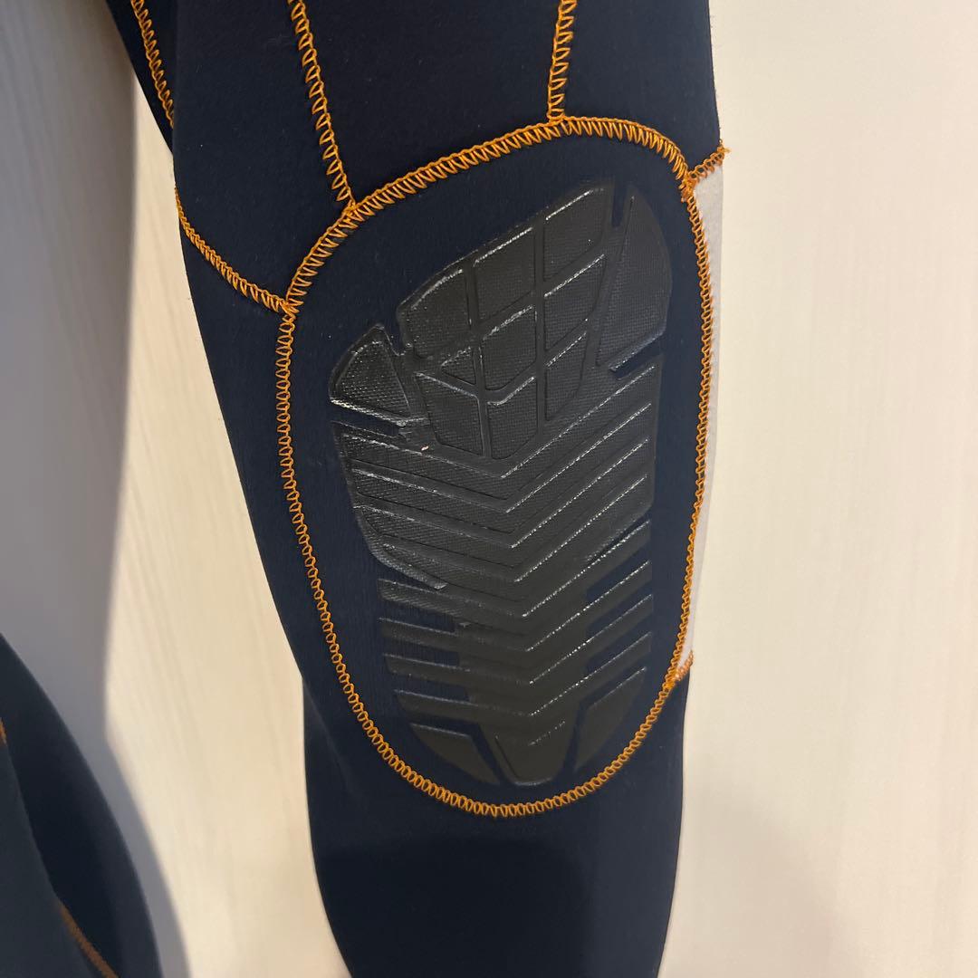 美品❗️ビラボンBILLABONG EPP 3㎜フルスーツ　ブラック　Mサイズ