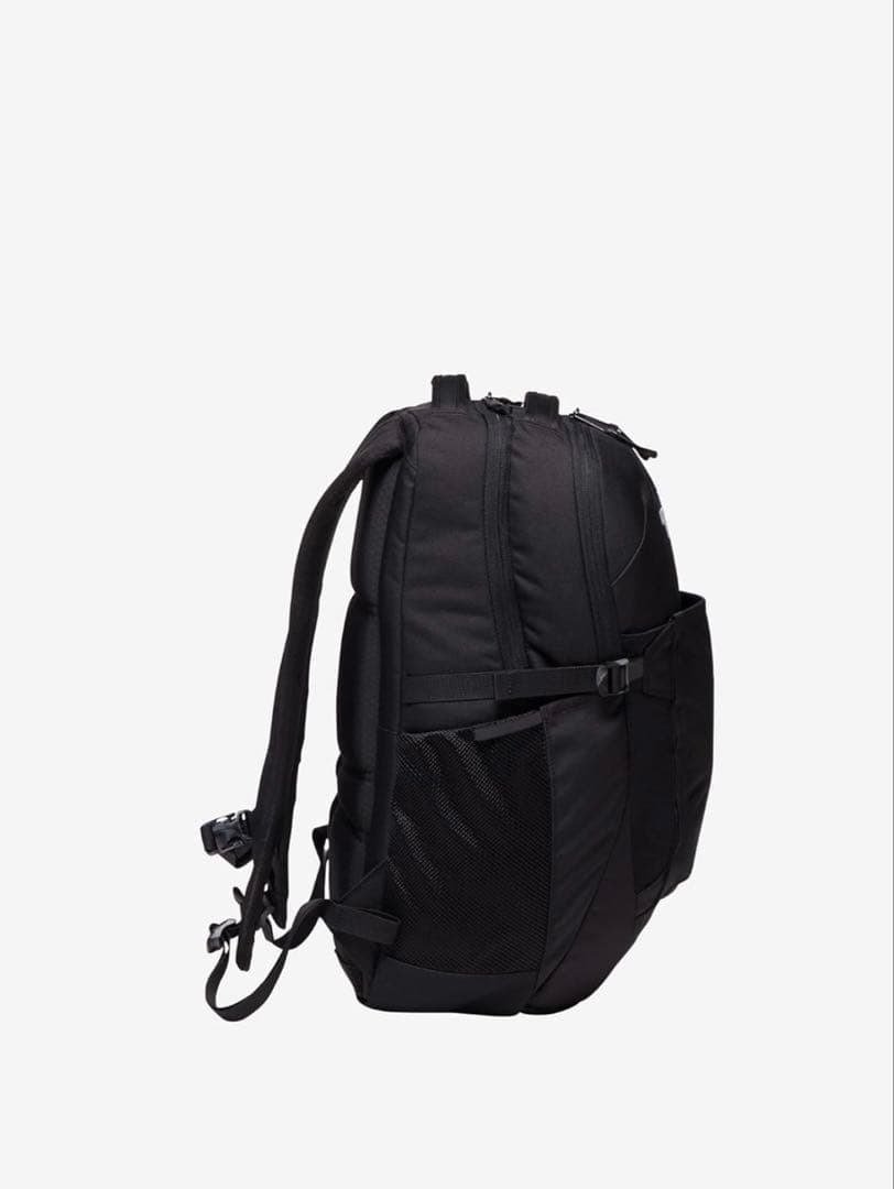 新品 未使用 THE NORTH FACE ノースフェイス　リュック　ピボター