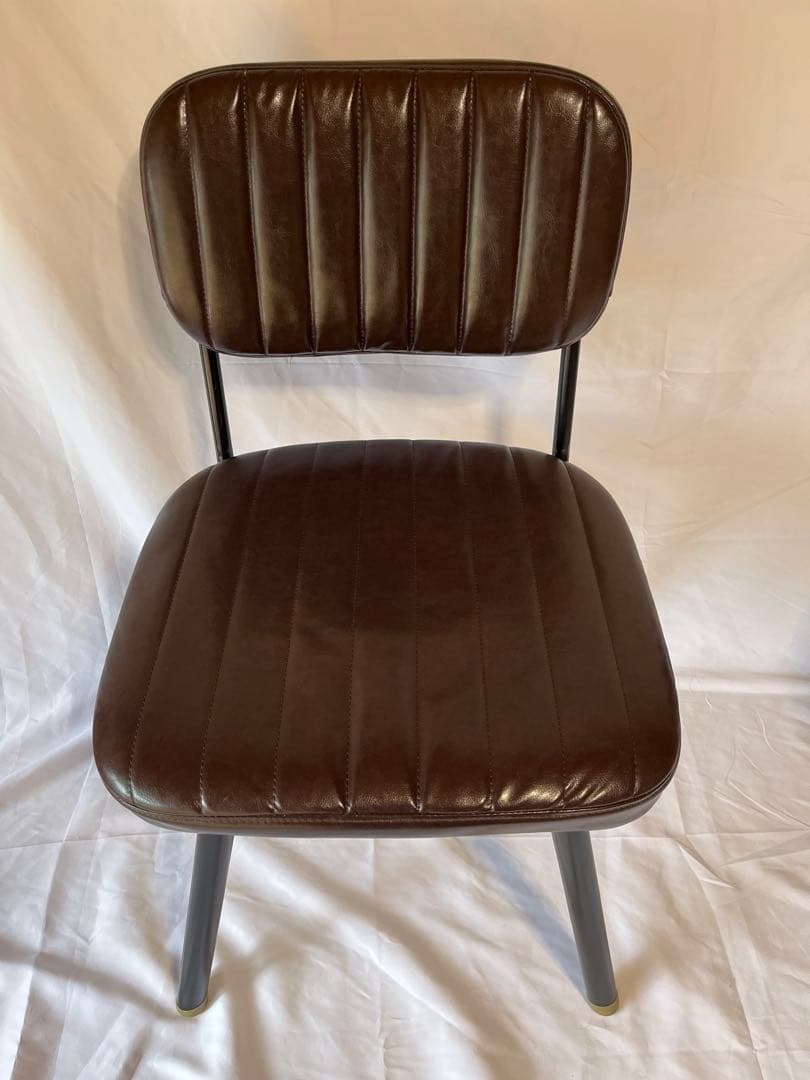 Red Pandaニトリ Nシールド ゲーリッグ 3＆2 ダイニングチェア