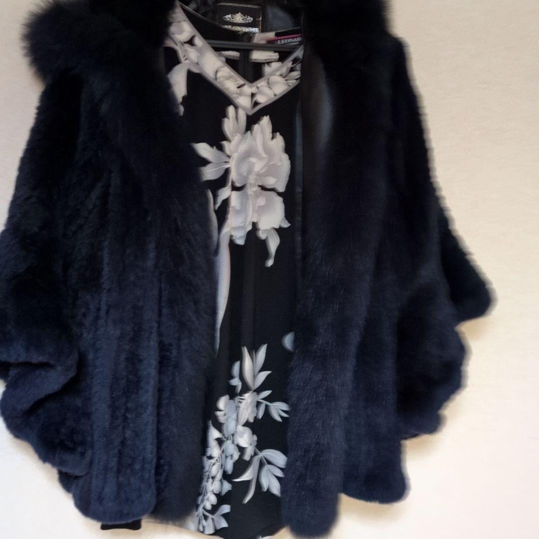 近年レオナール　人気花柄 Vネック 7分袖 カンカンチュニックのみ