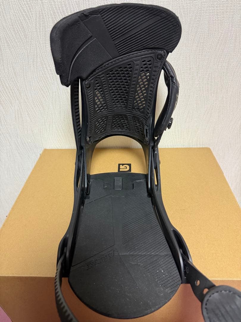BURTON MALAVITA WING Mサイズ Re:Flex 4×4