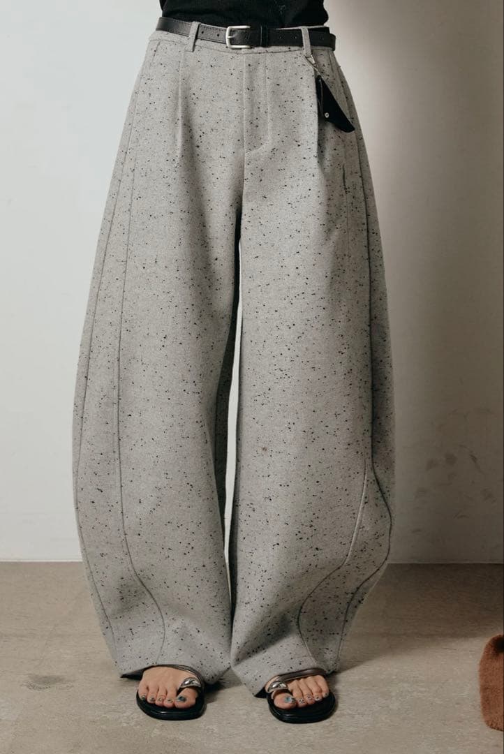 【uSagi 】esicaさん　ネップツイードカーブパンツ