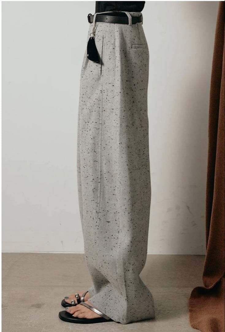 【uSagi 】esicaさん　ネップツイードカーブパンツ