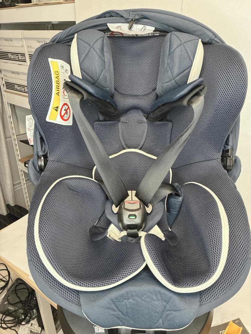 タタン⭐️極美品⭐️エールべべ・クルット6i グランス ISOFIX