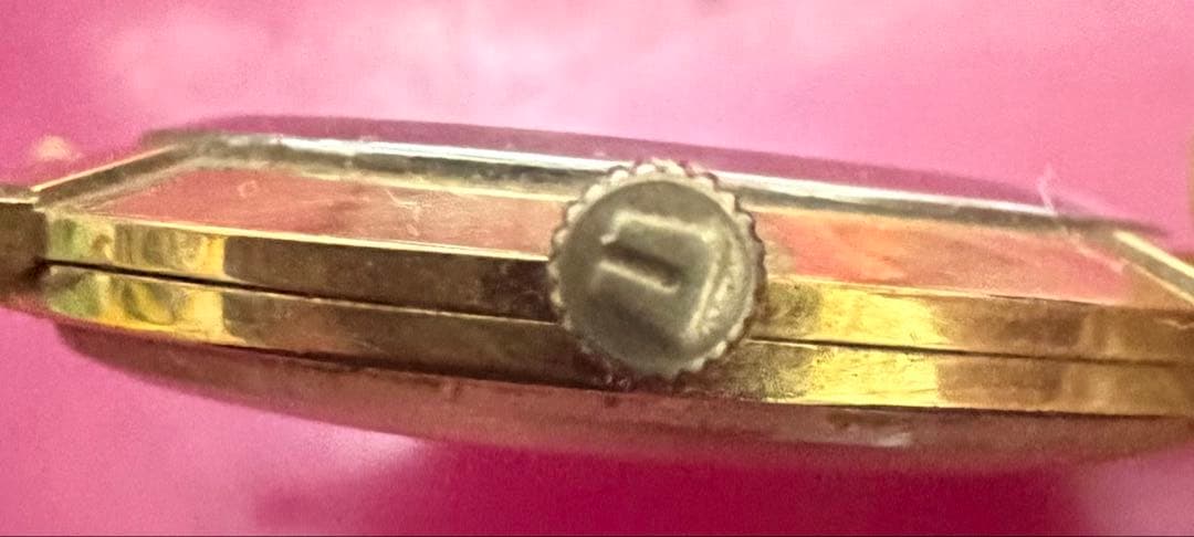 UNIVERSAL GENEVE 腕時計